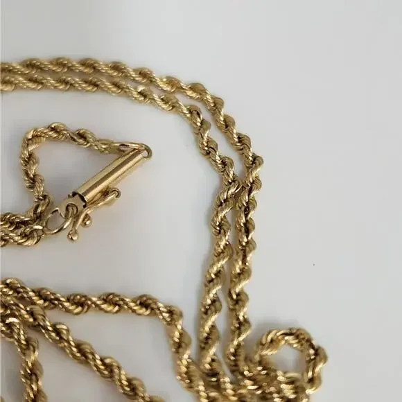 14k Yellow Gold Rope Chain Necklace 20in Classic Twist Link, Secure Barrel Clasp - Picture 6 of 11